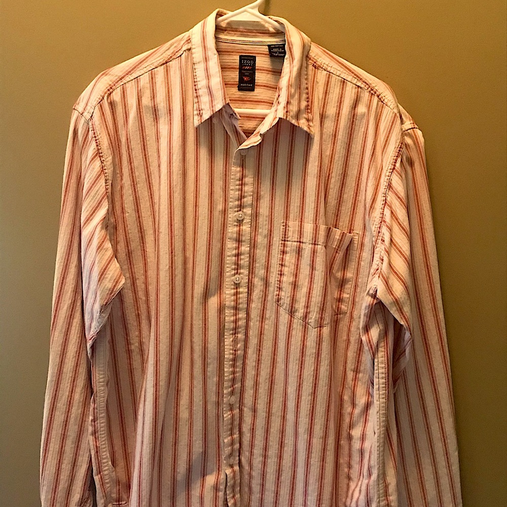 IZod Men’s button down shirt. SZ L